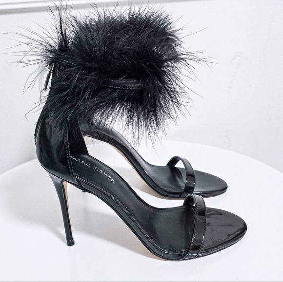 Marc Fisher black patent leather faux fur ankle strap sandals heels size… - Picture 3 of 8